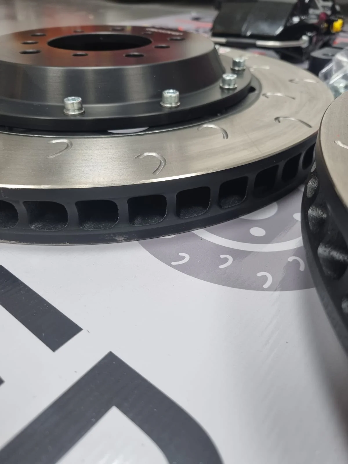BMW E46 M3 Godspeed 356mm 6 Pot Kit - Image 3